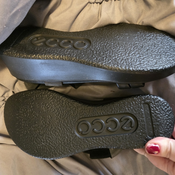 ECCO Women's Flowt Luxery Wedge Ankle Strap Sandal - Picture 4 of 4